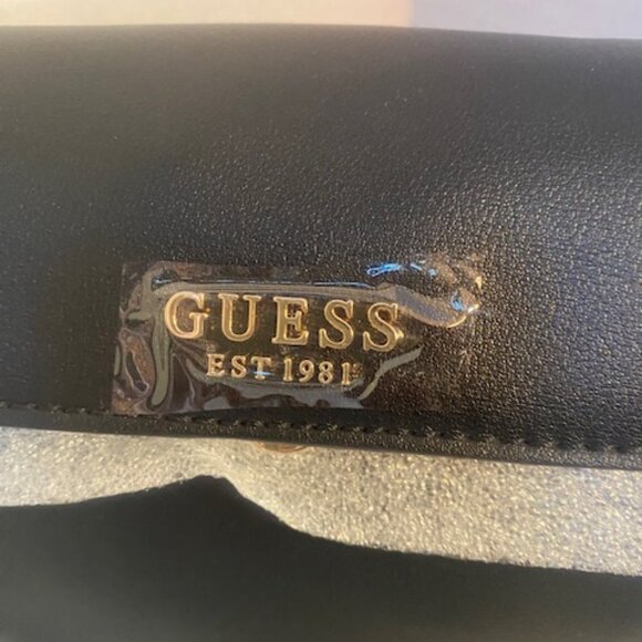 GUESS Cerelia Flap crossbody Bag -Women's (NEW) - Picture 6 of 6